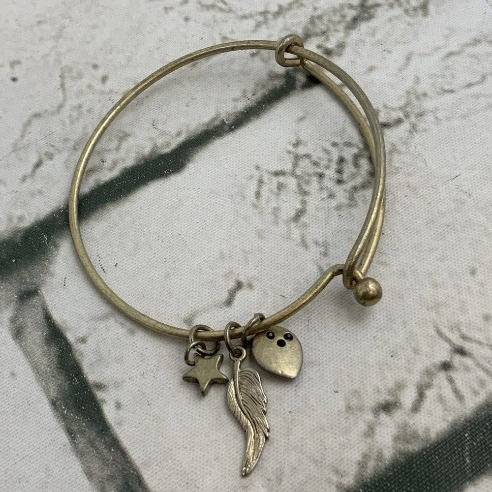 The Unbranded Brand charm bracelet